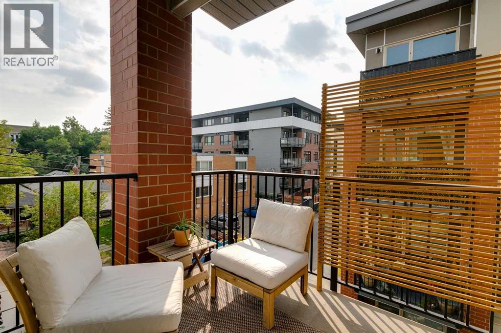 Single Family House for Sale in    Avenue SW Mission Calgary 