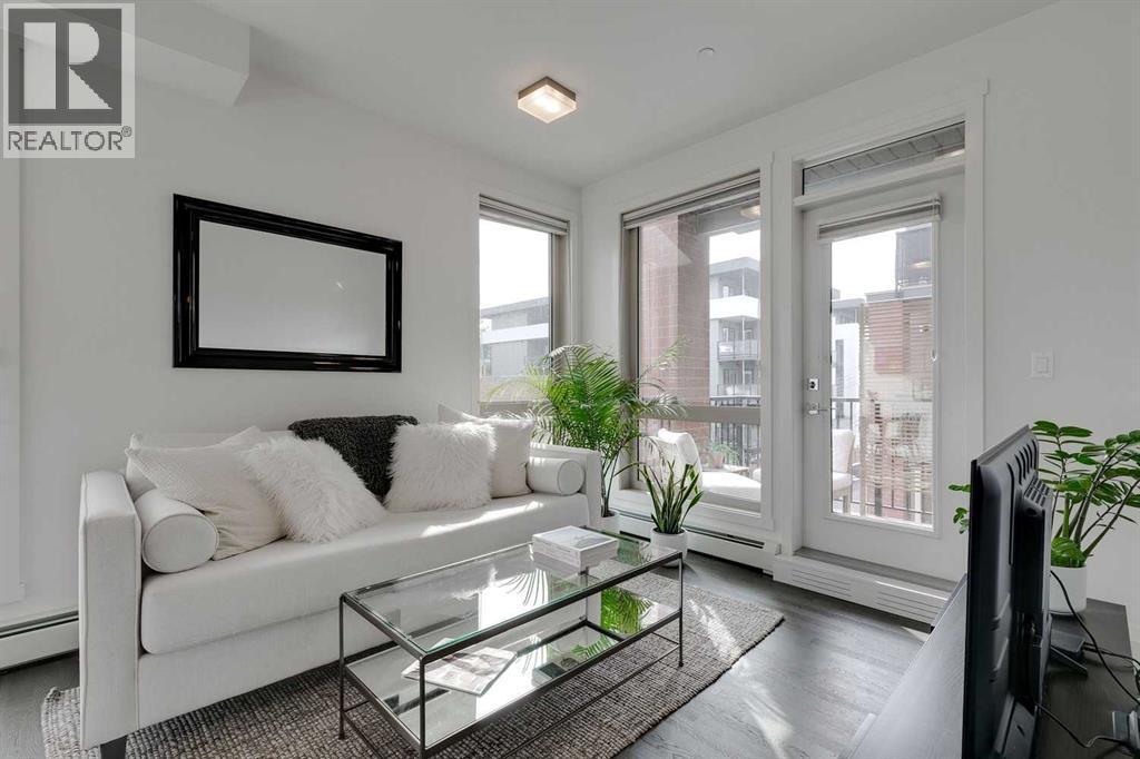 Single Family House for Sale in    Avenue SW Mission Calgary 