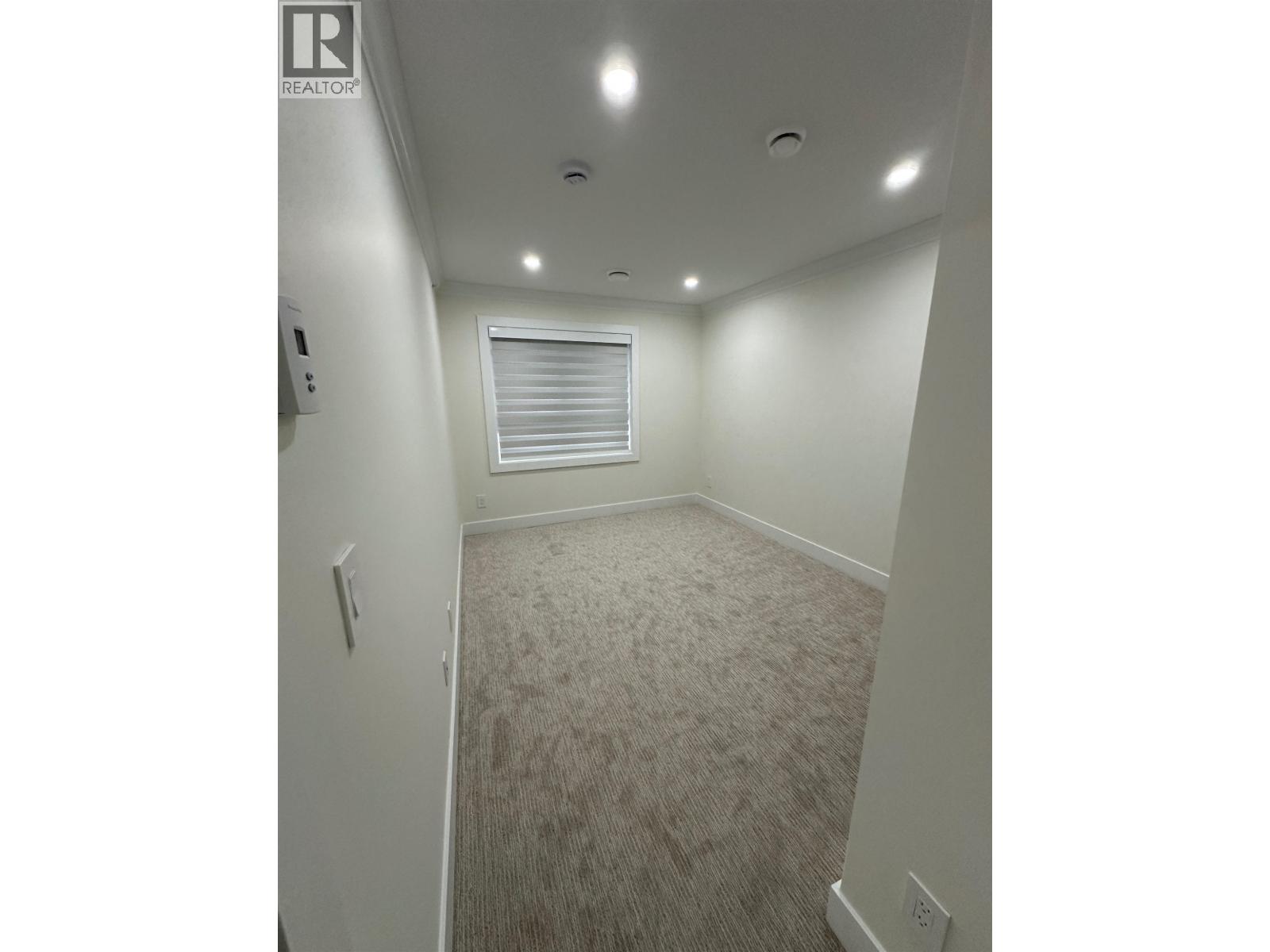 29 1115 ROMA AVENUE, New Westminster