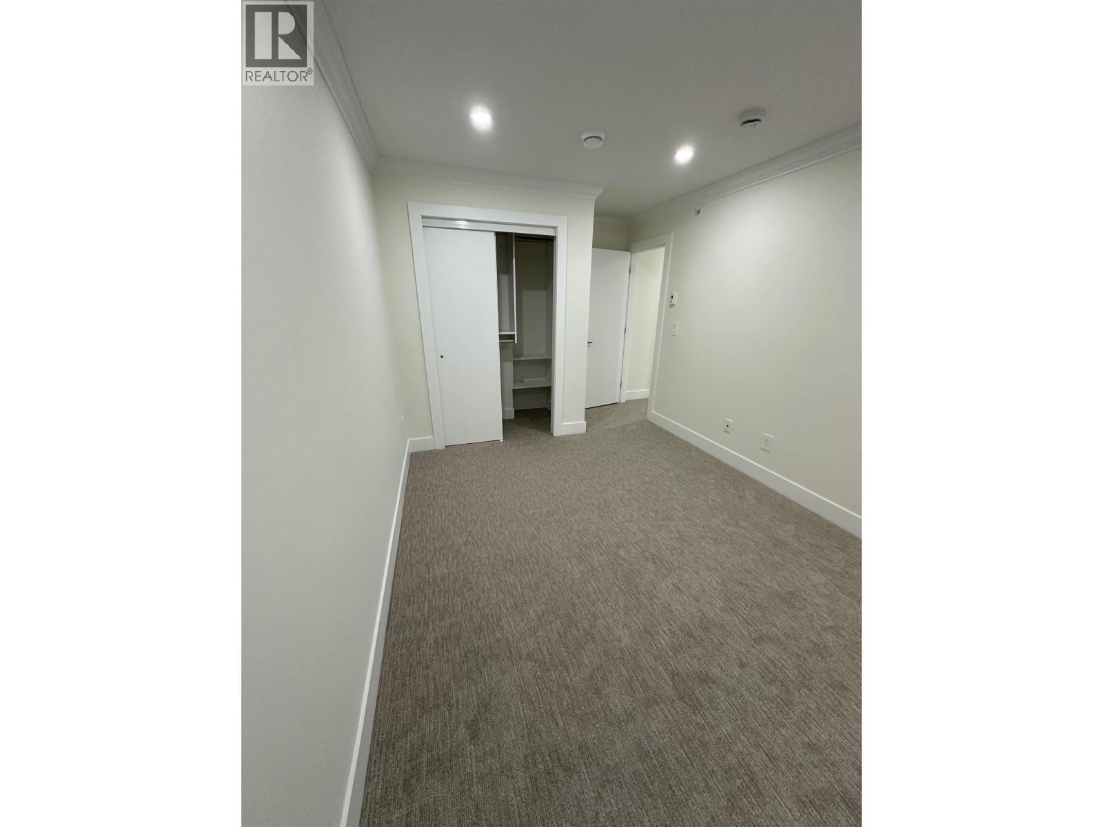 29 1115 ROMA AVENUE, New Westminster