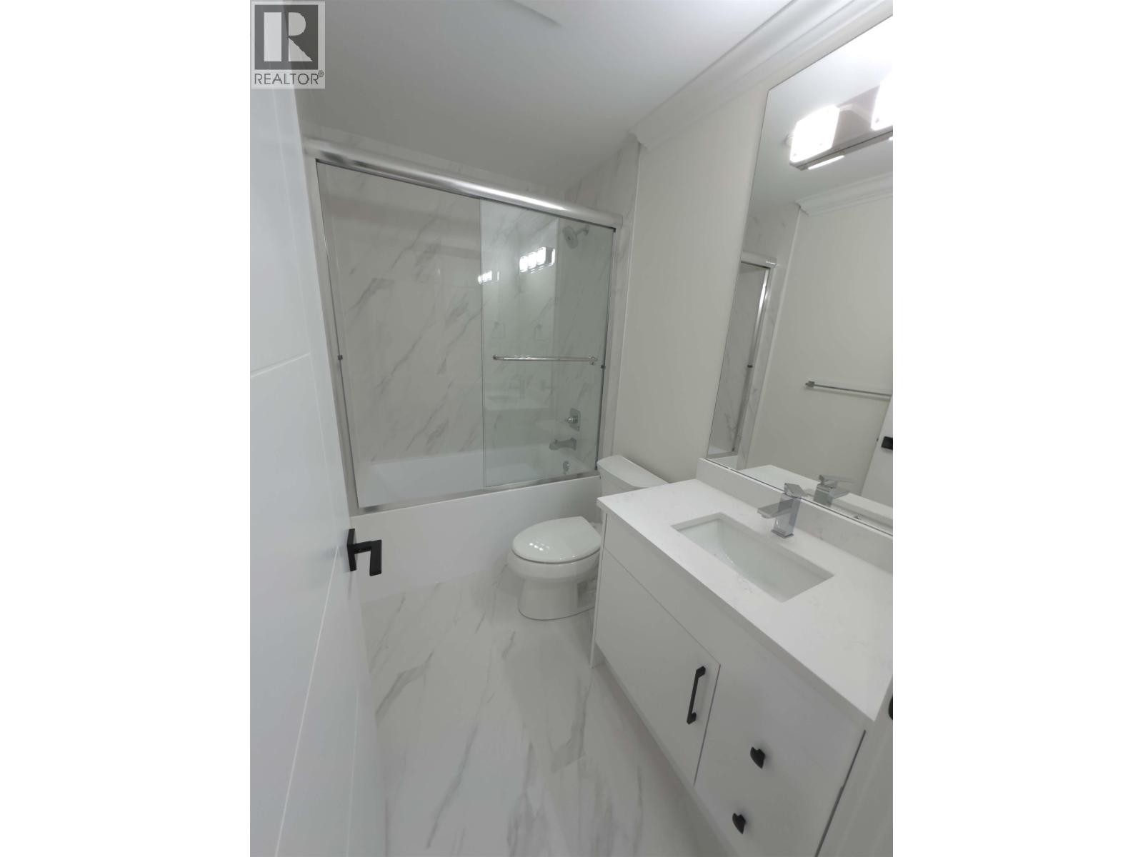 29 1115 ROMA AVENUE, New Westminster