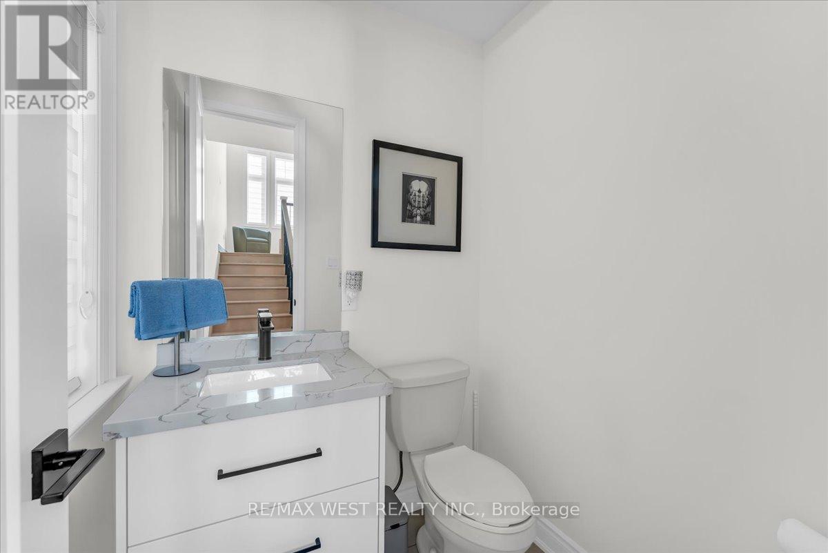 16 JANES CRESCENT - 28