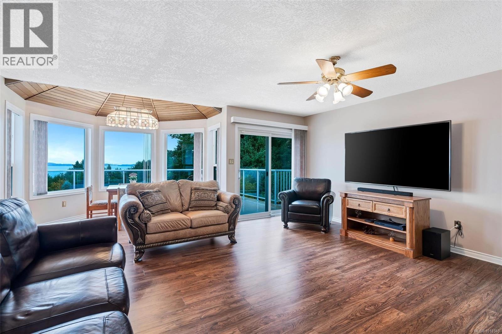 2446 Liggett Rd, Mill Bay