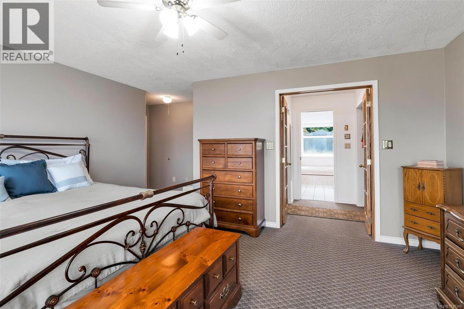 2446 Liggett Rd, Mill Bay