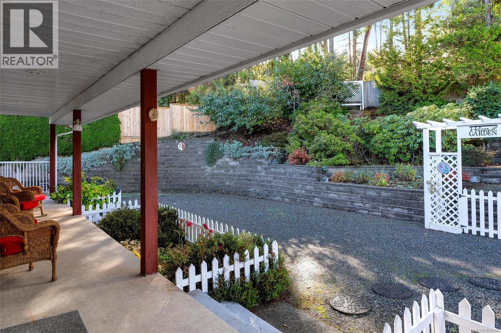 2446 Liggett Rd, Mill Bay