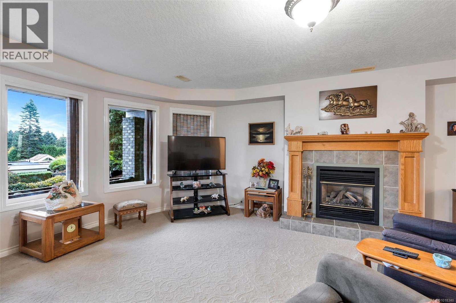 2446 Liggett Rd, Mill Bay