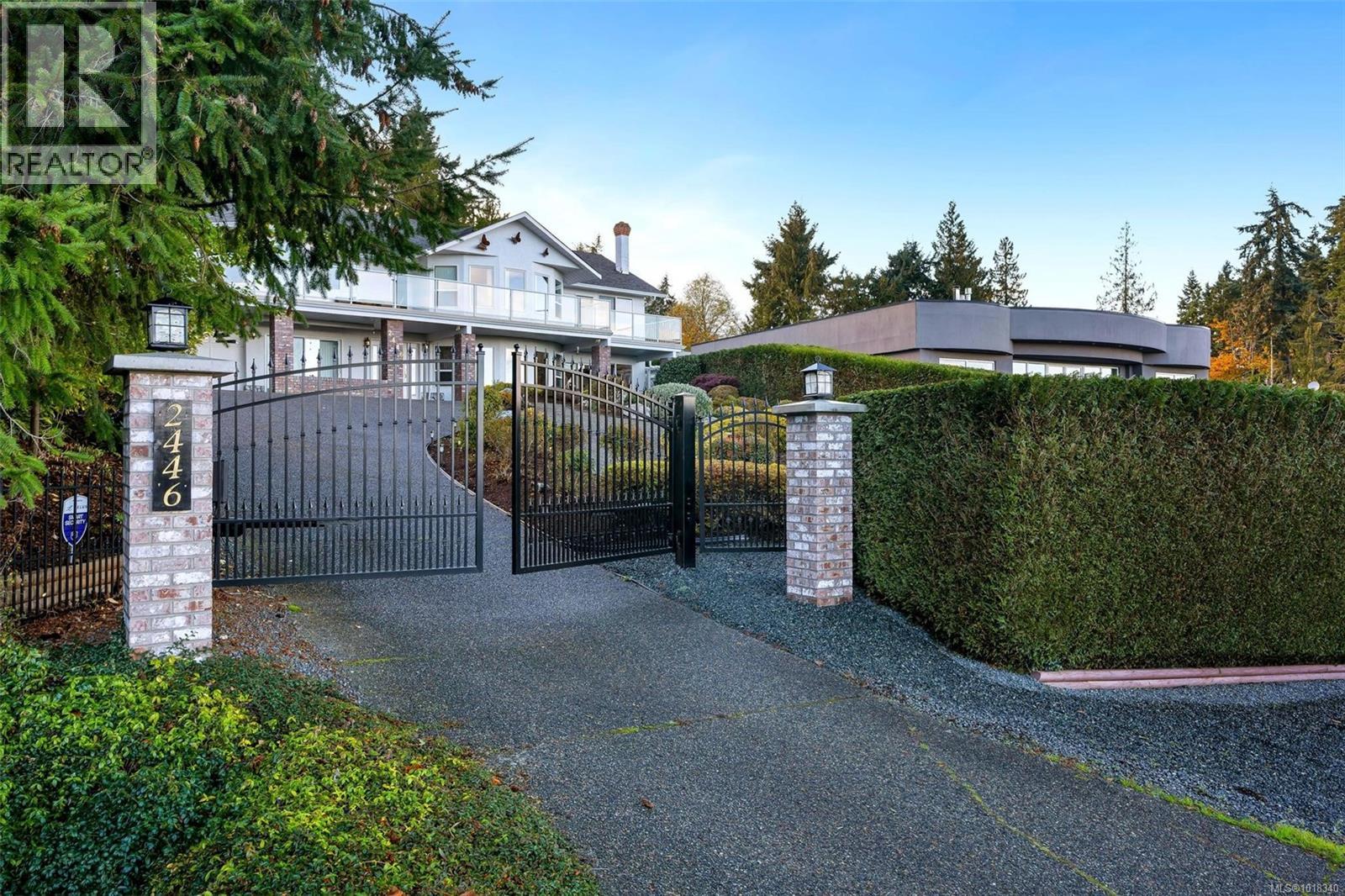 2446 Liggett Rd, Mill Bay