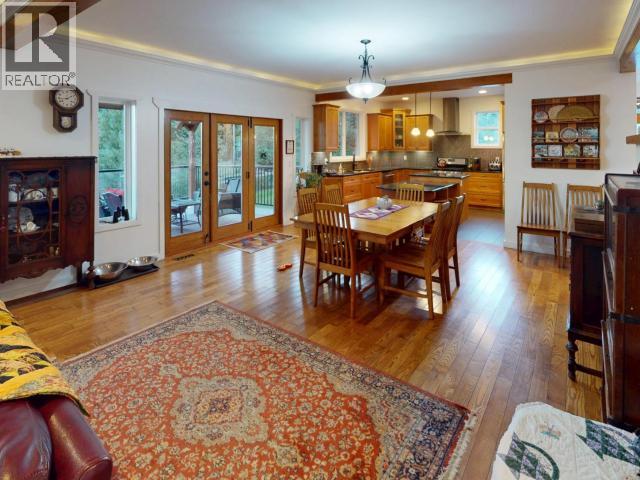 4880 SANDERSON ROAD, Texada Island