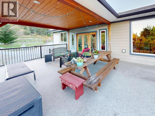 4880 SANDERSON ROAD, Texada Island