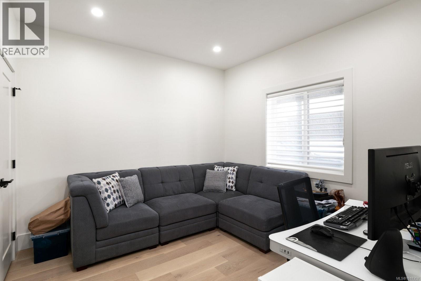  1808 Feltham Road, Saanich