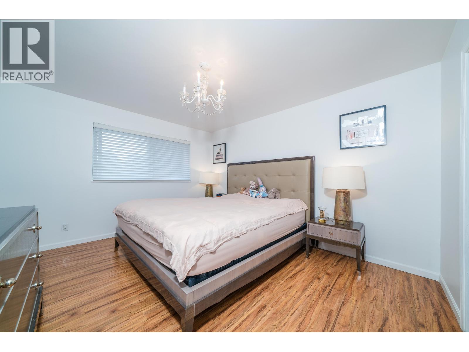 5180 CHETWYND Avenue, Richmond