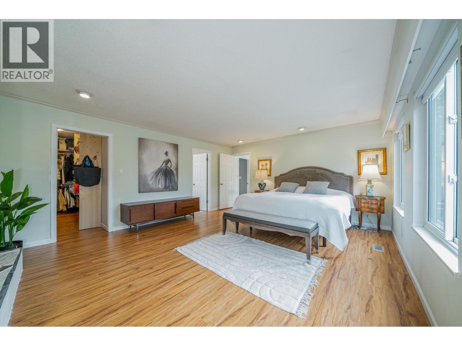 5180 CHETWYND Avenue, Richmond