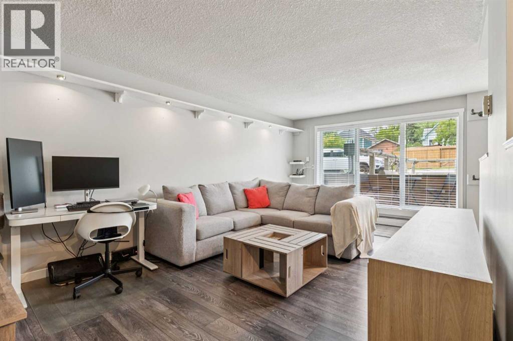 Single Family House for Sale in    Avenue SW Sunalta Calgary 