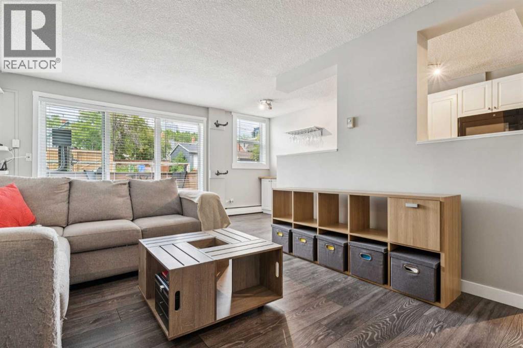 Single Family House for Sale in    Avenue SW Sunalta Calgary 