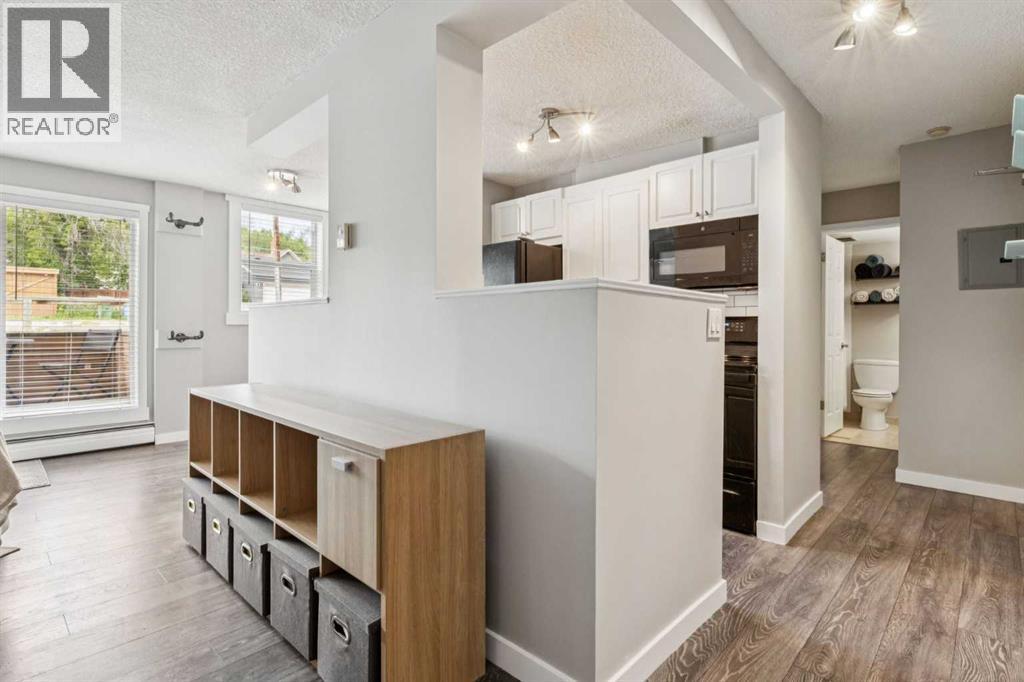 Single Family House for Sale in    Avenue SW Sunalta Calgary 