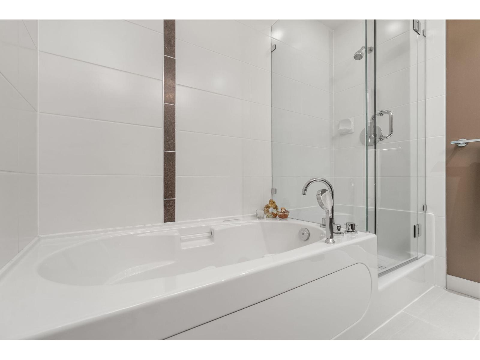 57 2603 162 STREET, Surrey