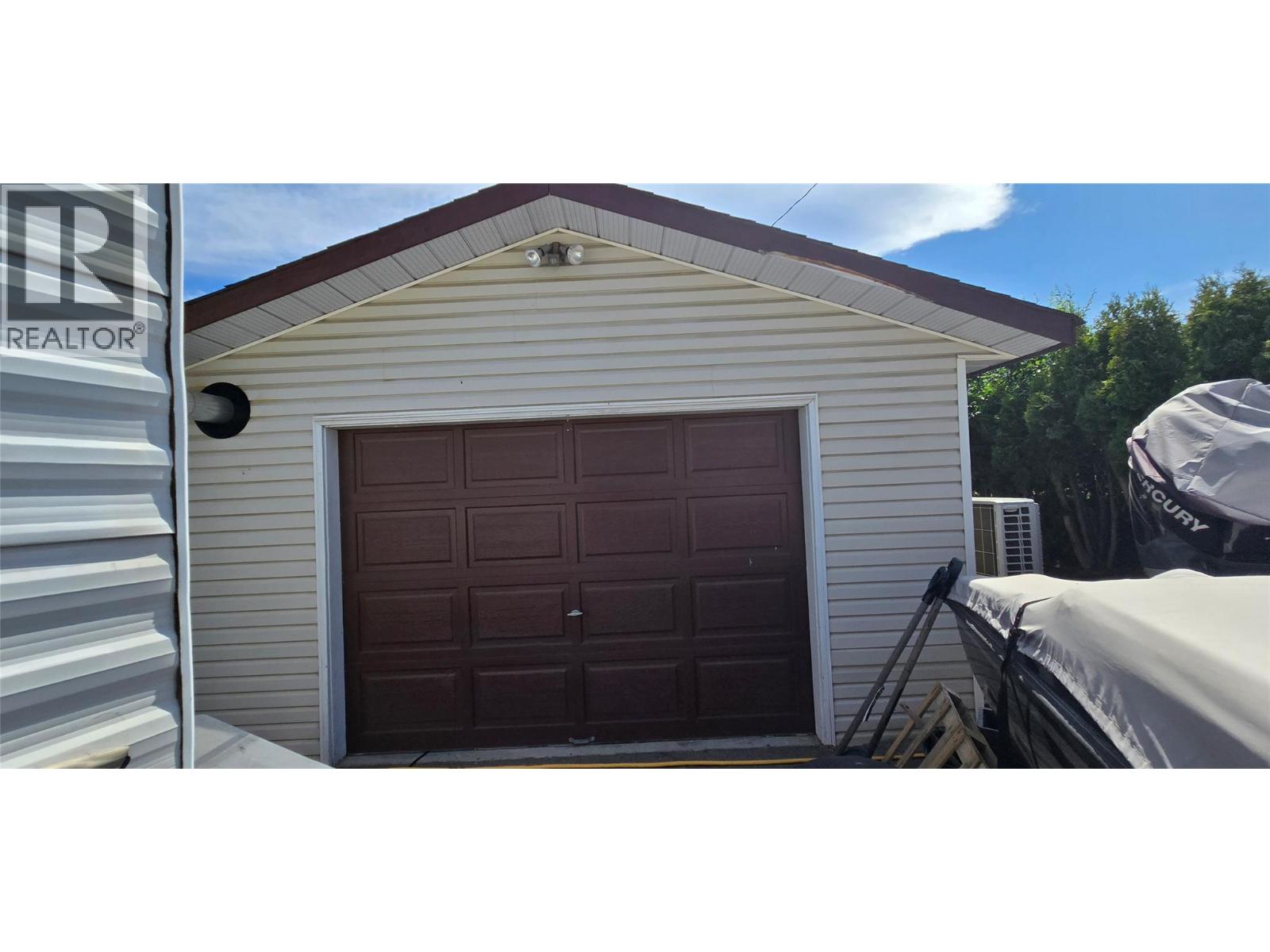 9517 62 Avenue, Osoyoos