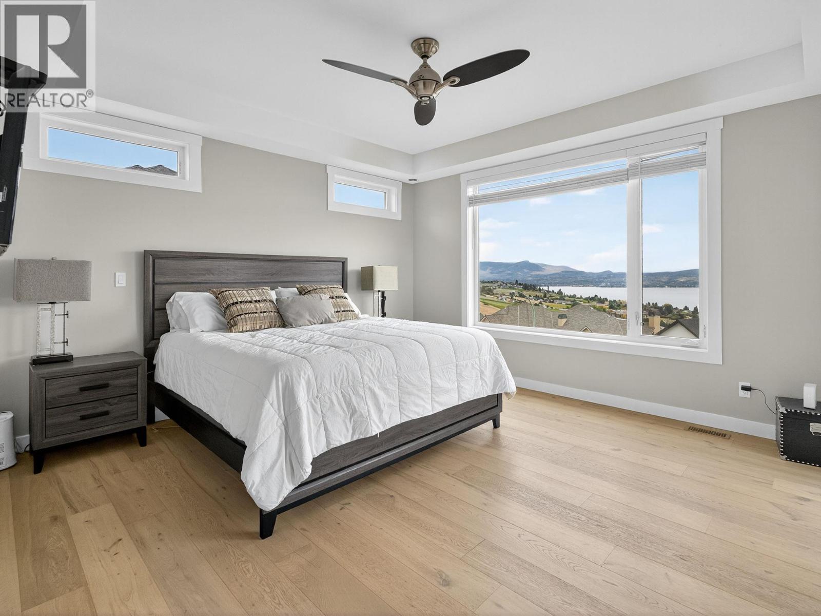  1534 Gregory Road, West Kelowna