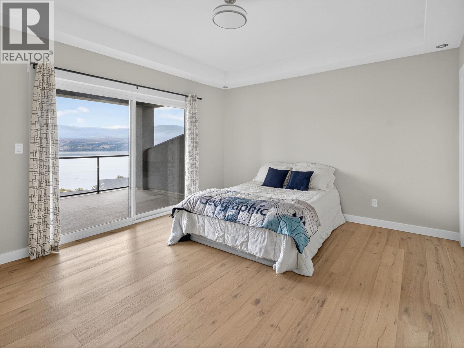  1534 Gregory Road, West Kelowna