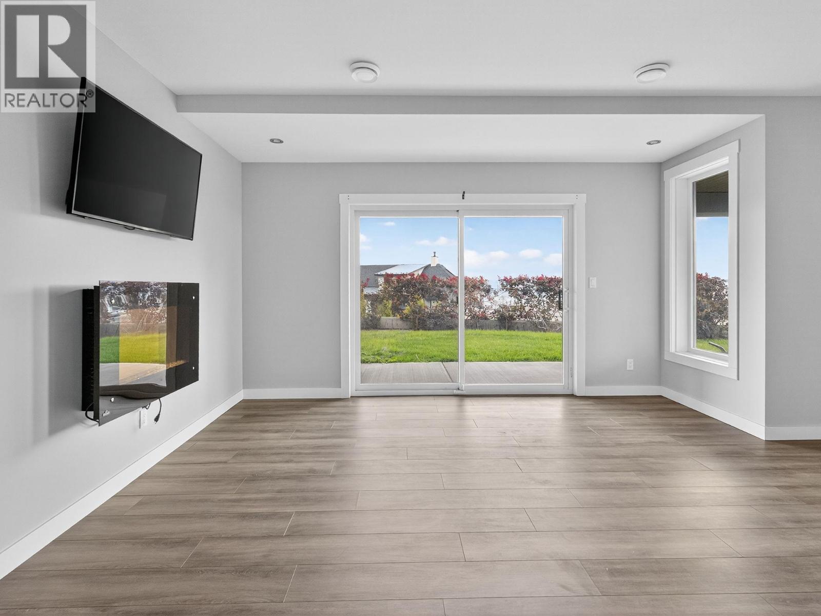  1534 Gregory Road, West Kelowna