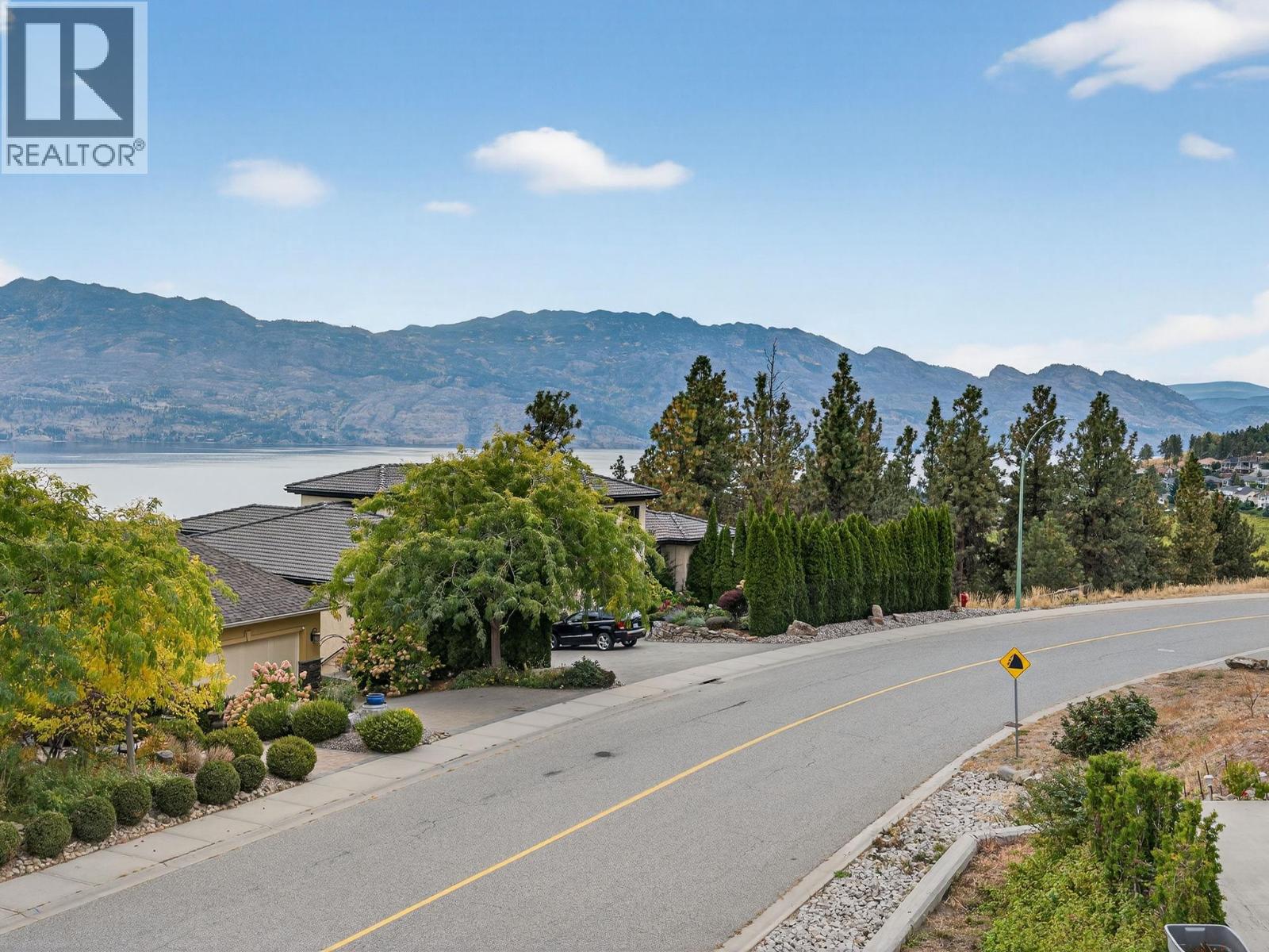  1534 Gregory Road, West Kelowna