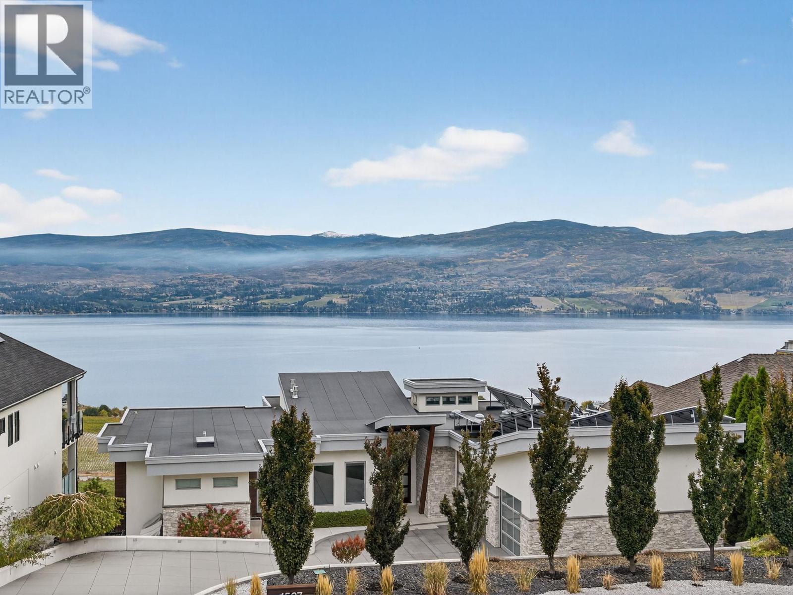  1534 Gregory Road, West Kelowna