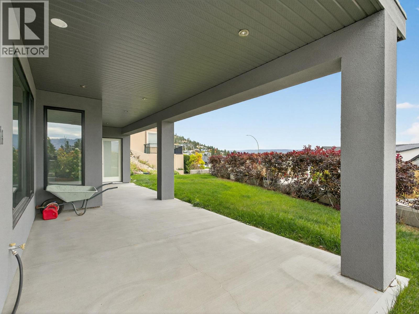  1534 Gregory Road, West Kelowna