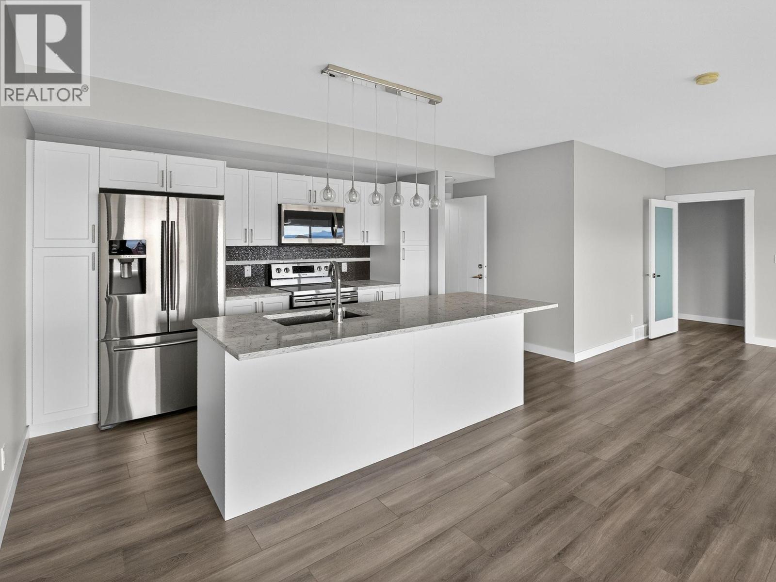  1534 Gregory Road, West Kelowna