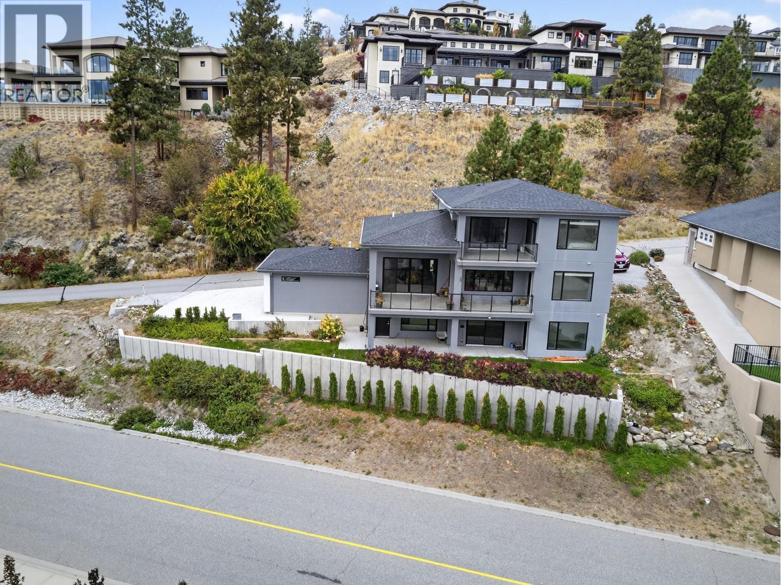  1534 Gregory Road, West Kelowna