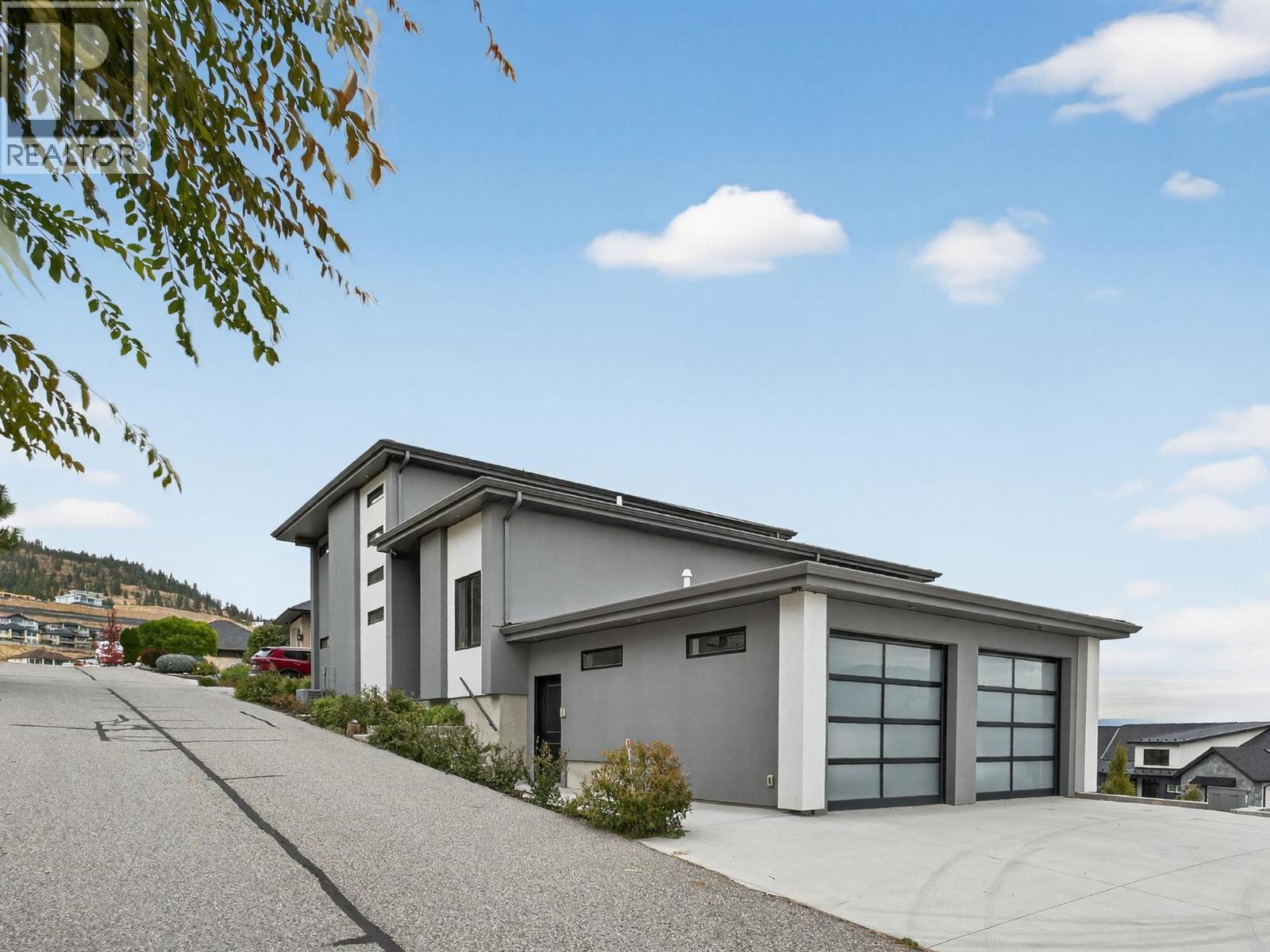  1534 Gregory Road, West Kelowna