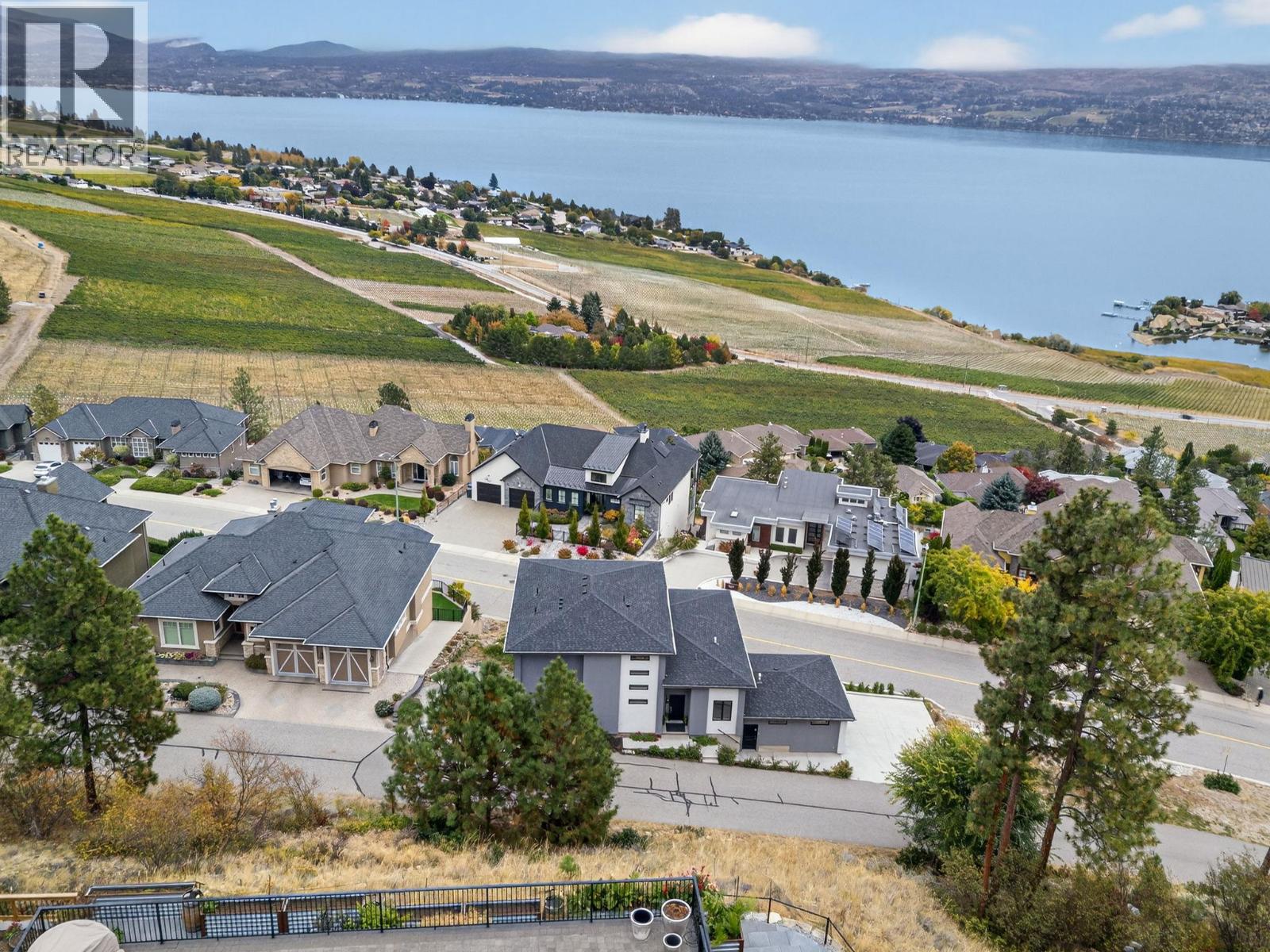  1534 Gregory Road, West Kelowna