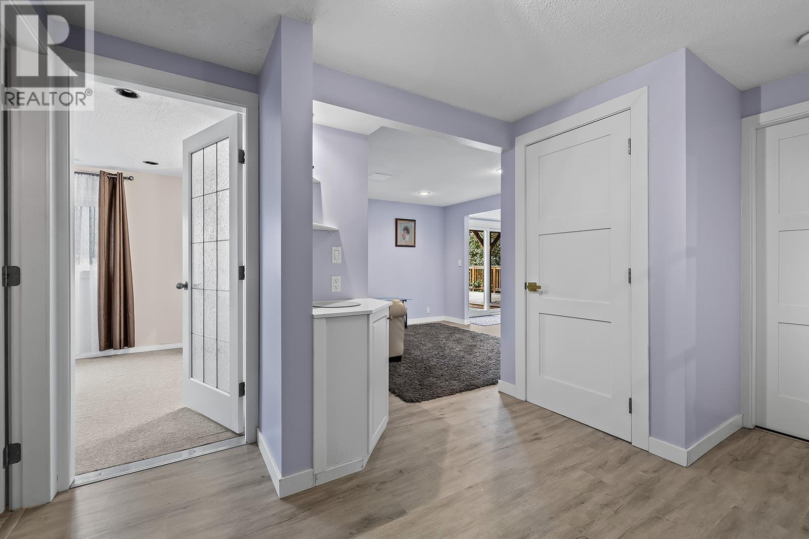 2420 BOUCHERIE ROAD - 28