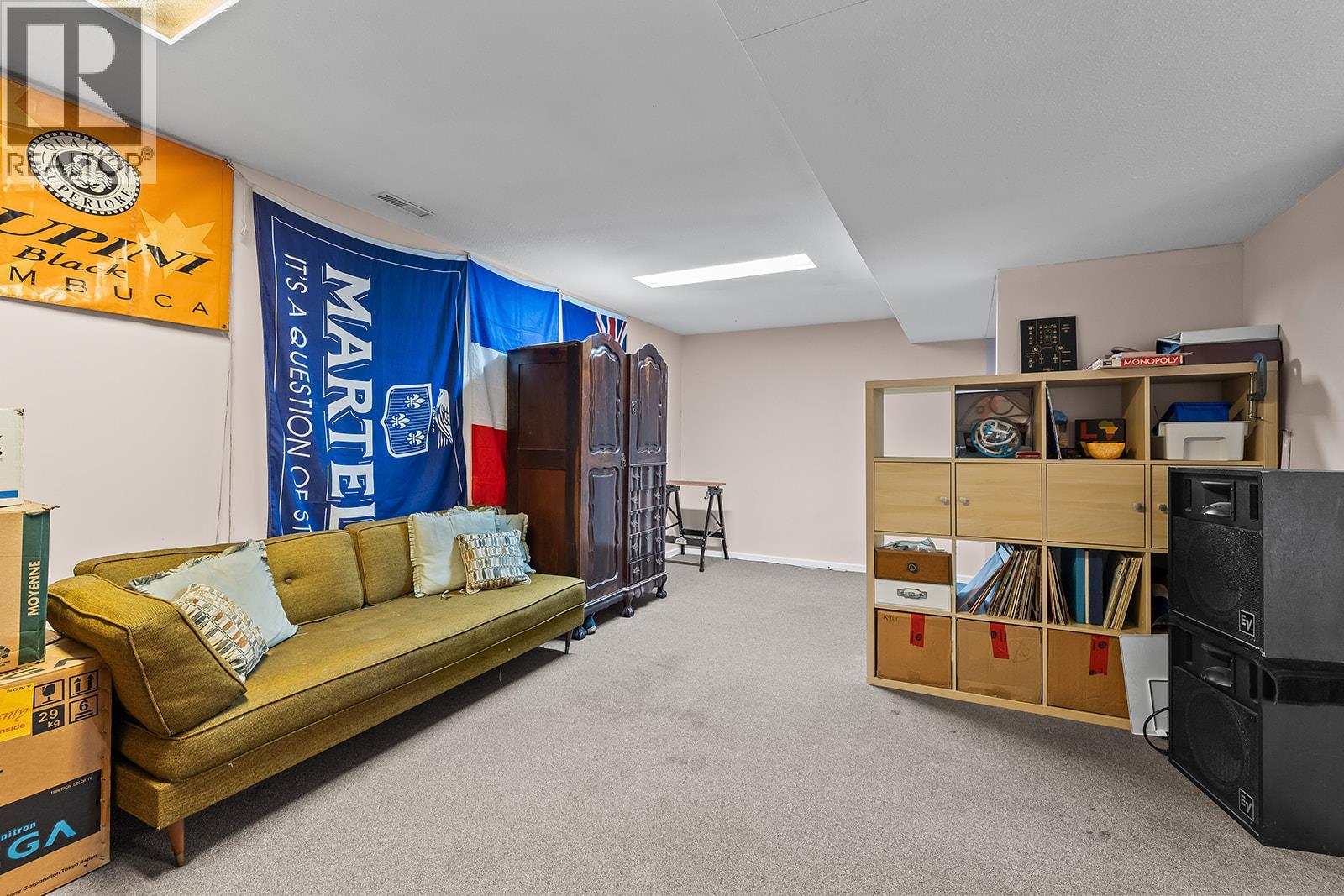 2420 BOUCHERIE ROAD - 33