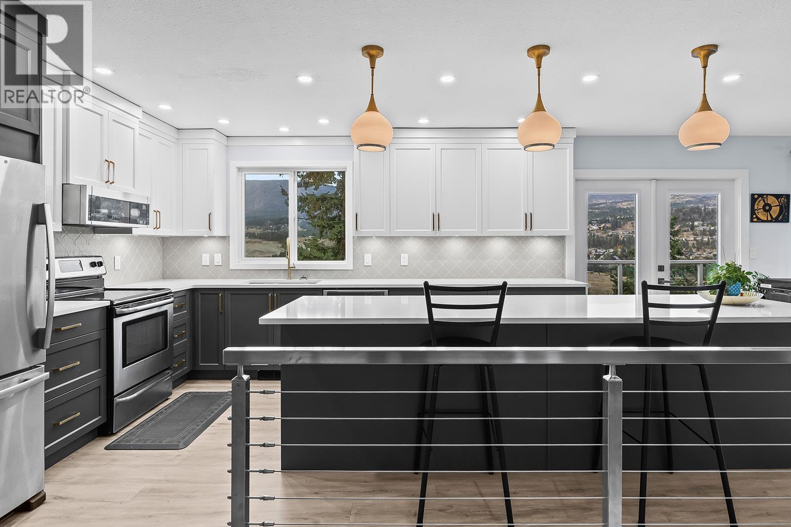 2420 BOUCHERIE ROAD - 5