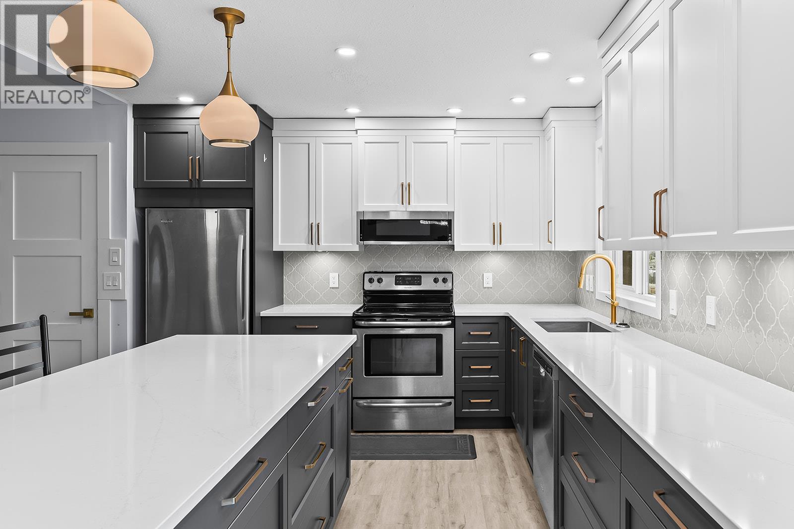 2420 BOUCHERIE ROAD - 7