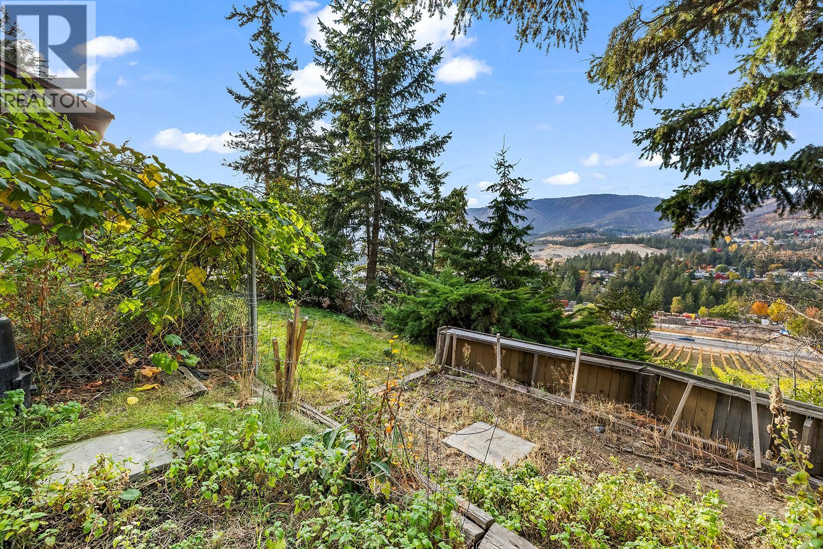 2420 BOUCHERIE ROAD - 46