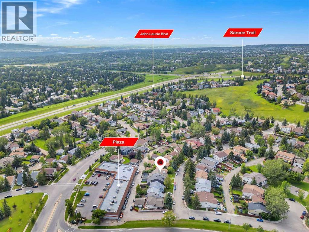 Single Family House for Sale in  Edgeford Way NW Edgemont Calgary 