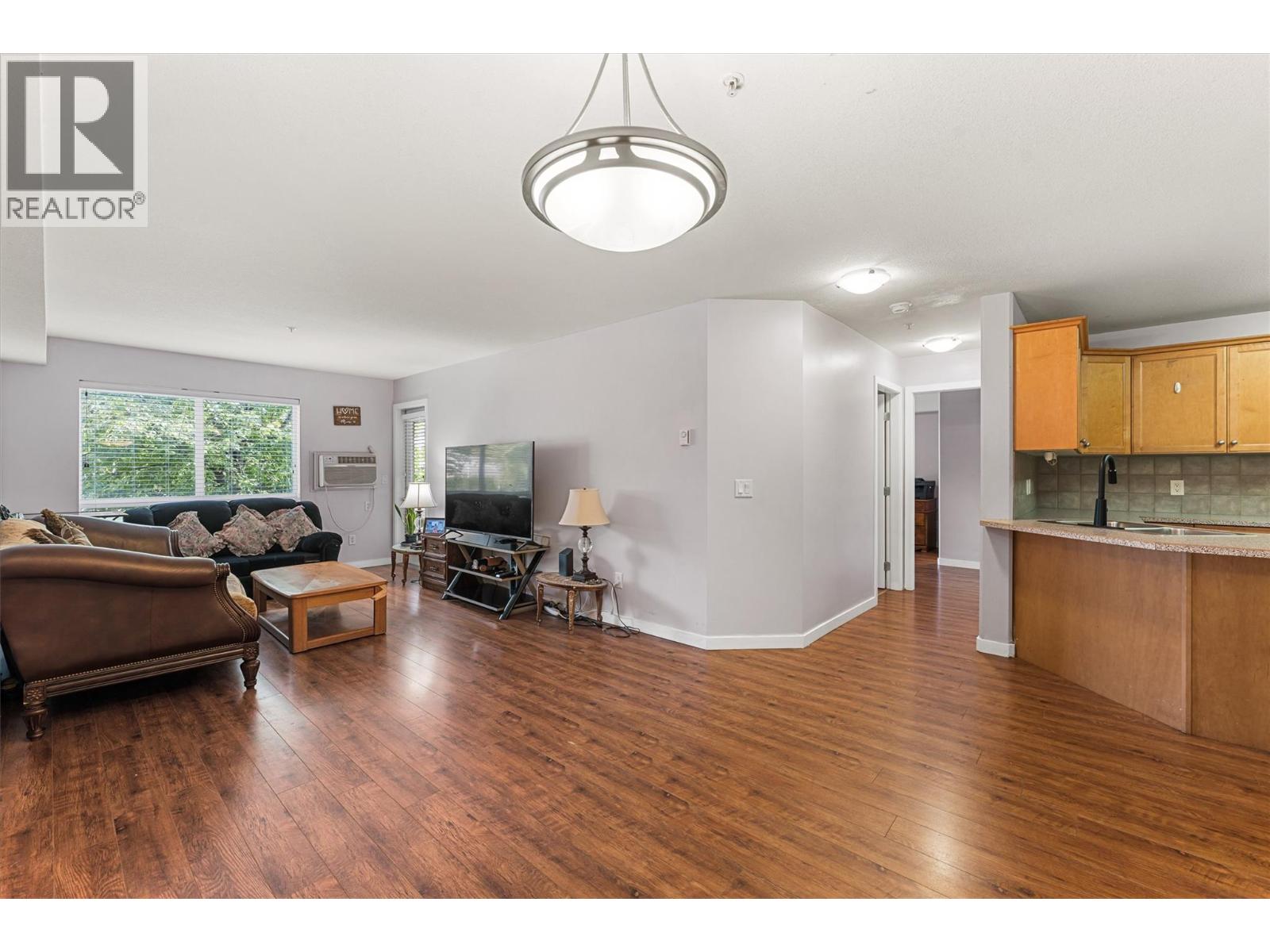 113 260 Franklyn Road, Kelowna