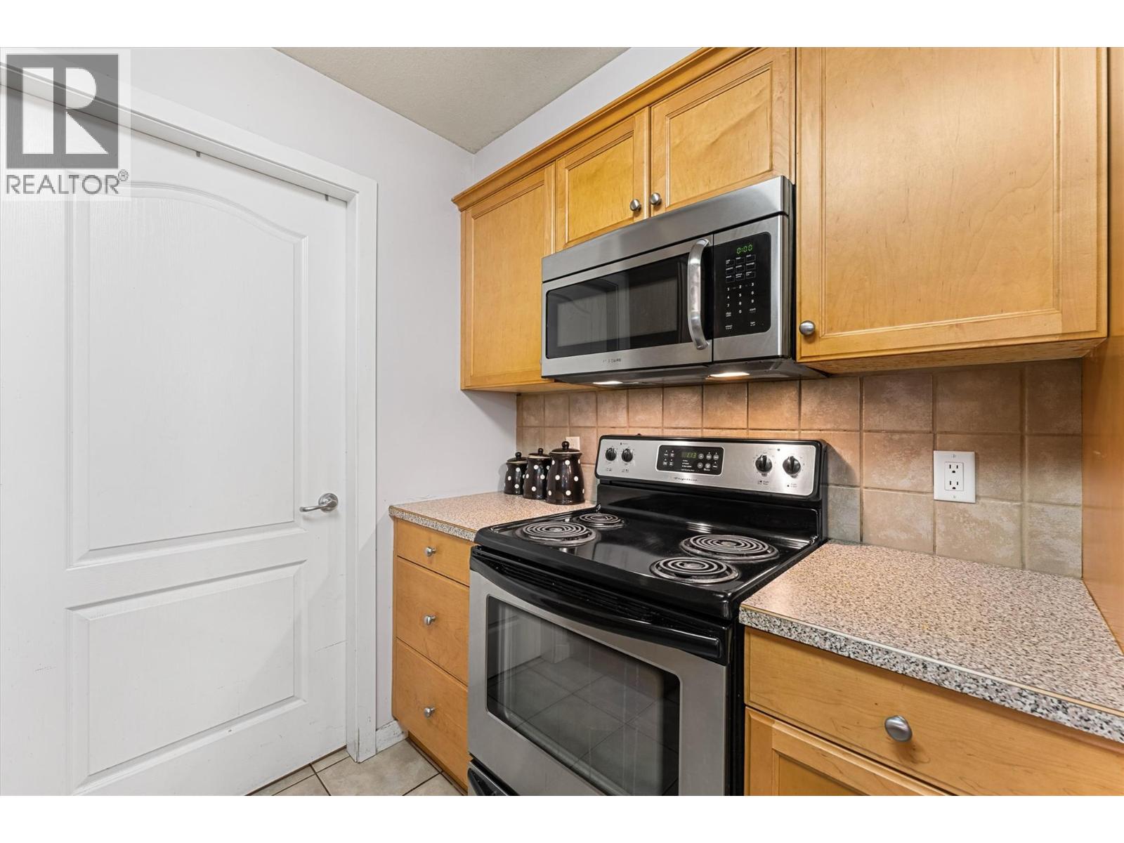 113 260 Franklyn Road, Kelowna