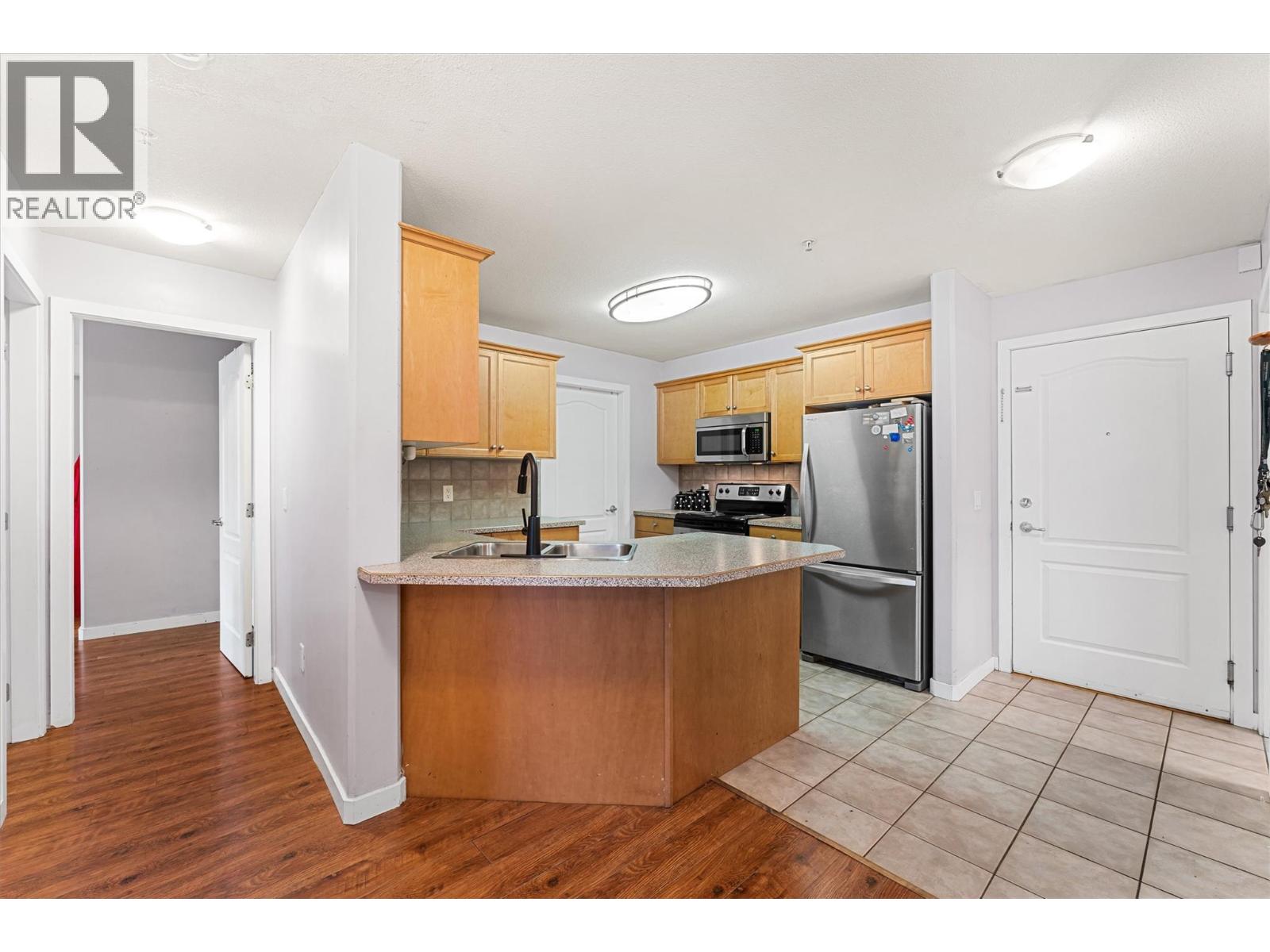 113 260 Franklyn Road, Kelowna