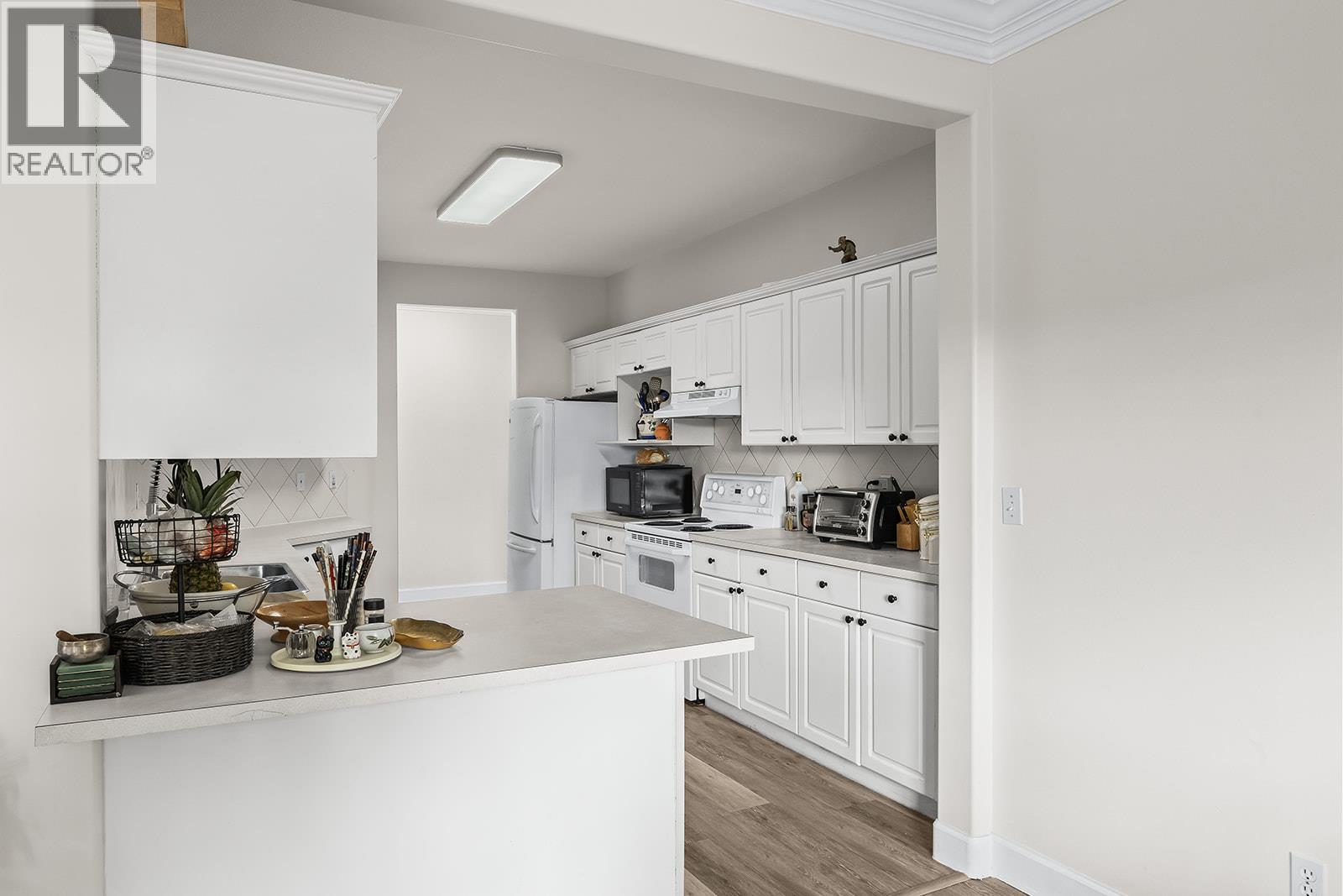 203 1940 Richter Street, Kelowna