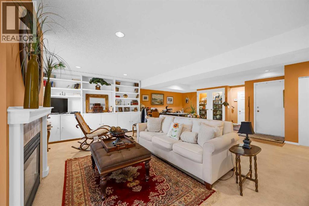 Single Family House Bungalow for Sale in  Christie Gardens SW Christie Park Calgary 