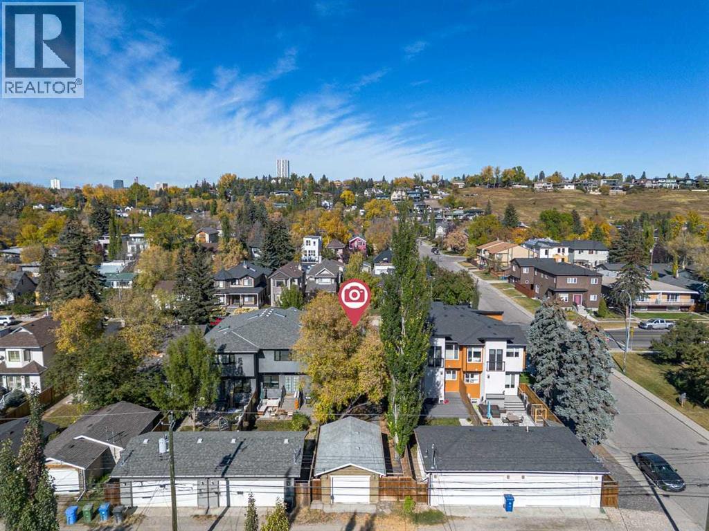 Single Family House for Sale in   Avenue NW West Hillhurst Calgary 