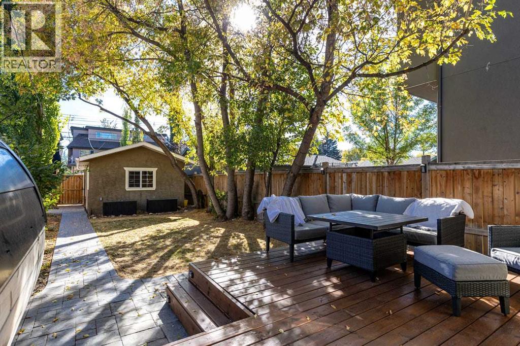 Single Family House for Sale in   Avenue NW West Hillhurst Calgary 