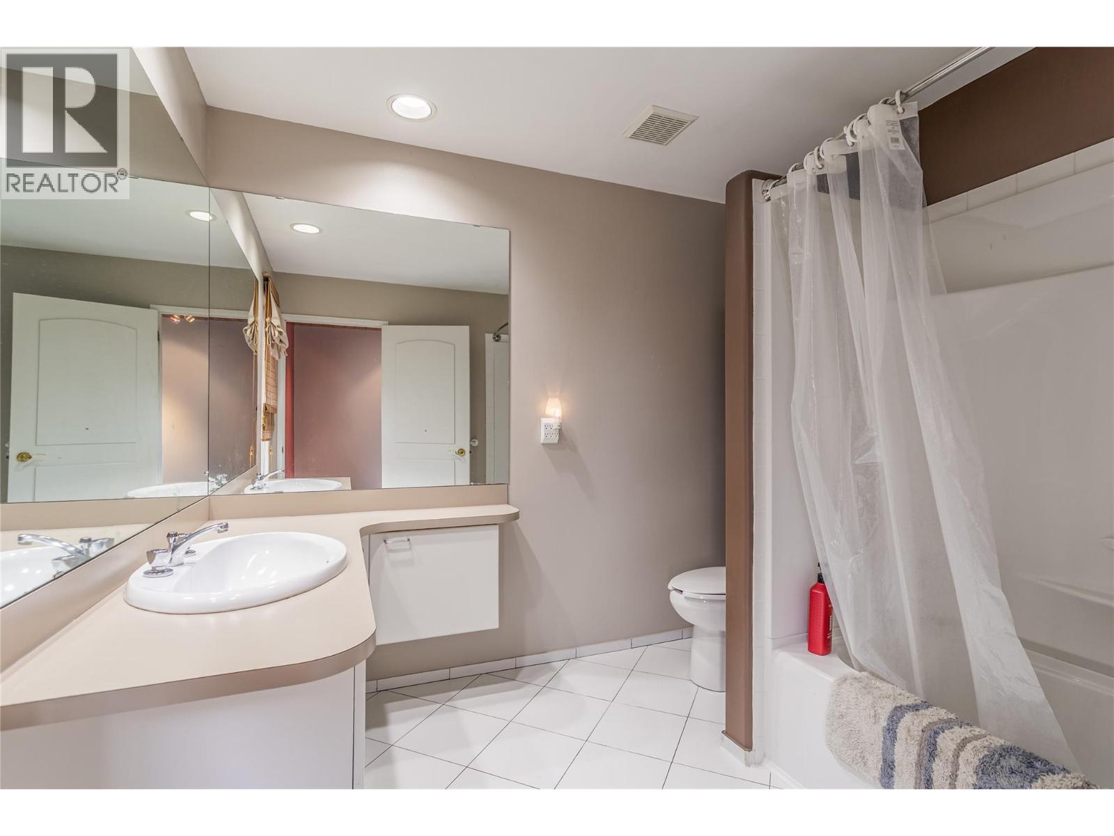 6336 Renfrew Road, Peachland