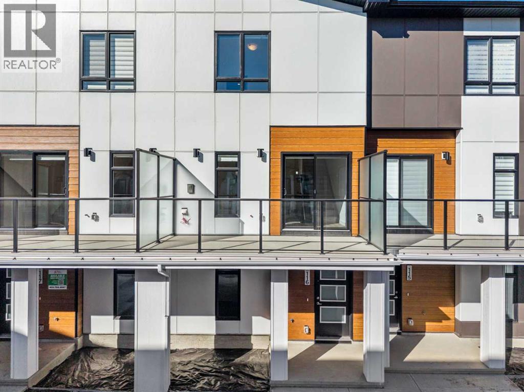 Single Family House for Sale in    Avenue SW West Springs Calgary 