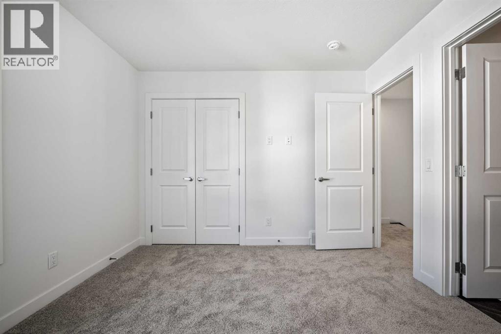 Single Family House for Sale in    Avenue SW West Springs Calgary 