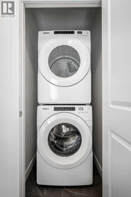 Single Family House for Sale in    Avenue SW West Springs Calgary 