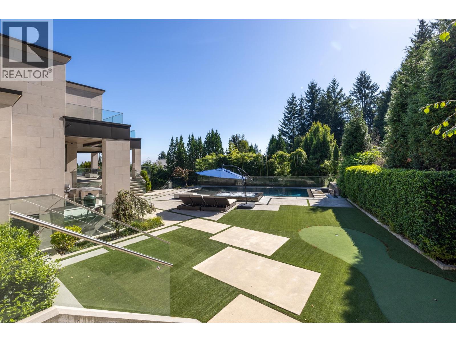 1050 KING GEORGES WAY, West Vancouver