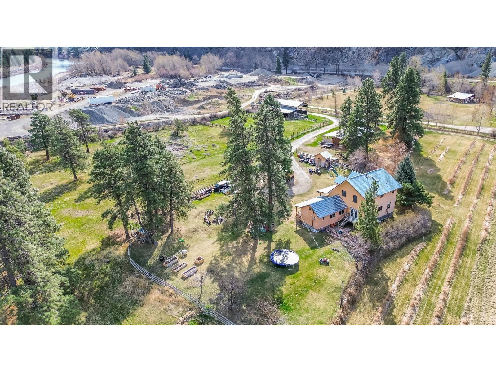 3210 / 3208 Cory Road, Keremeos